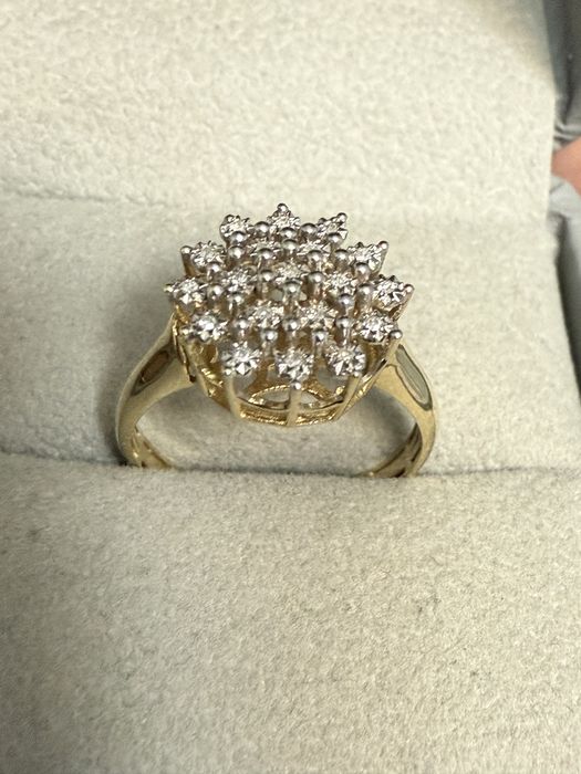 Бриллиантовое кольцо