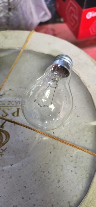 Продаётся лампочки 36в