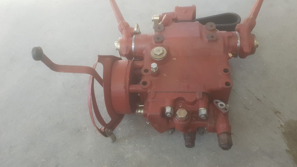 Monobloc tractor universal