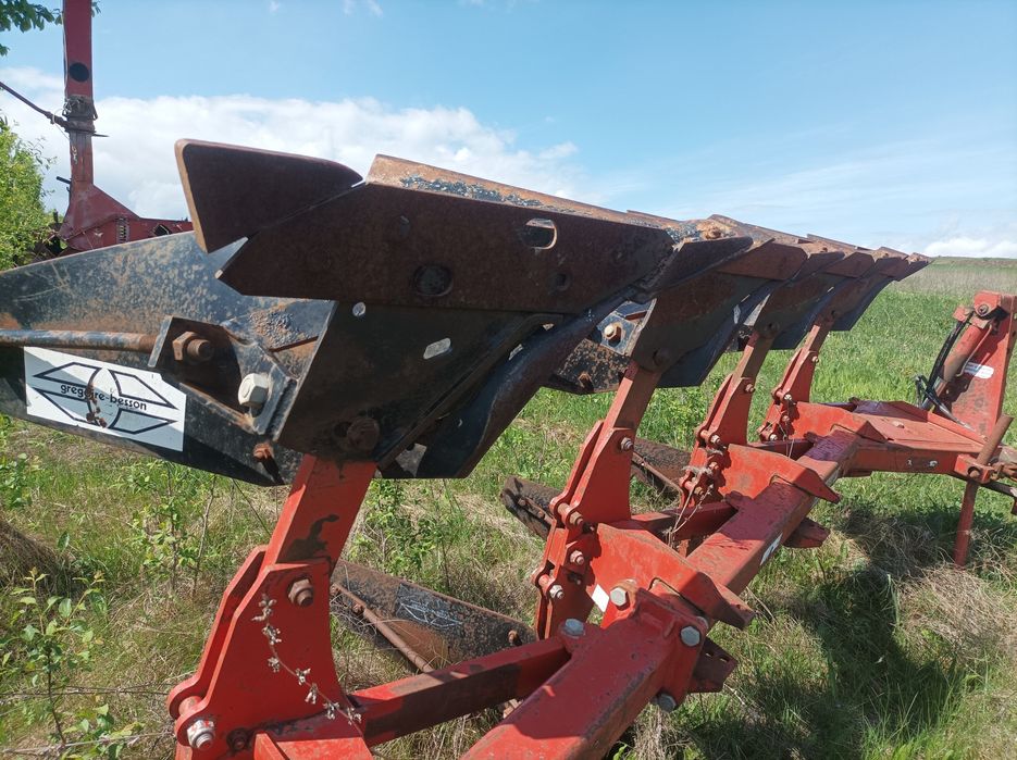 Plug 3+1 Gregoire Besson