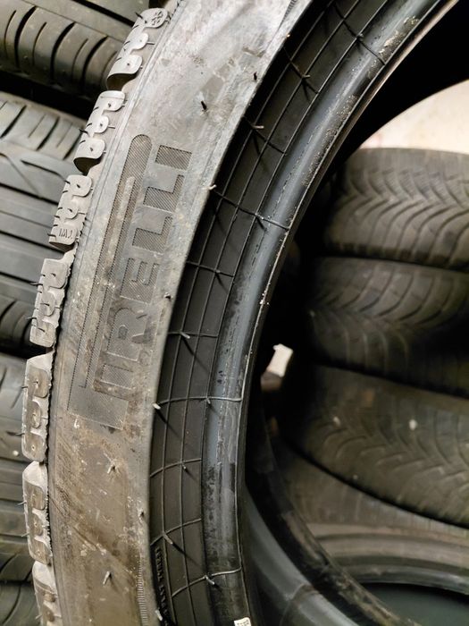 245/40/19-275/35/19" Pirelli  4бр.гуми Спорт пакет.