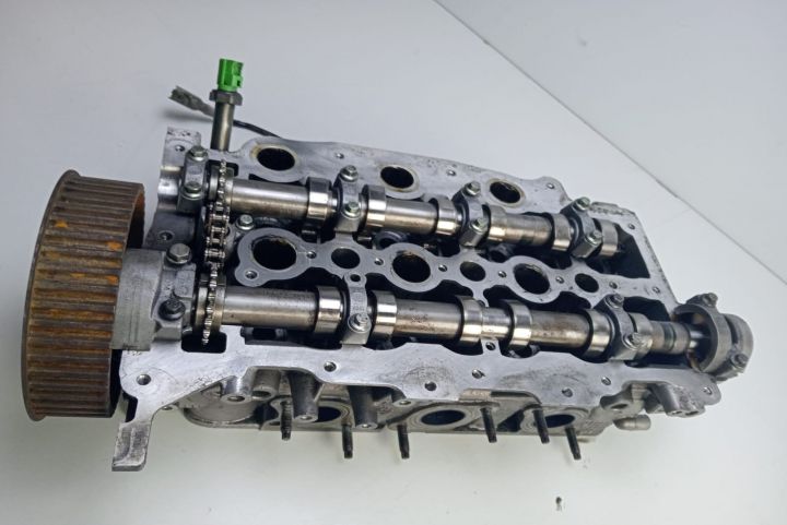 Chiulasa  completa stanga  4R8Q-6C064AG Land Rover Discovery a 3-a ge