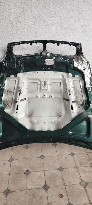Продам кузовные запчасти на BMW x6 е 71