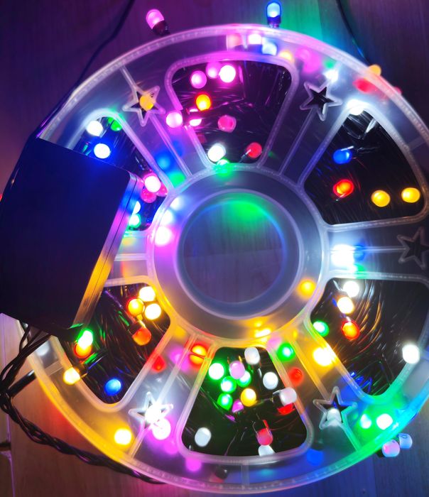 Instalație cu luminițe de Crăciun