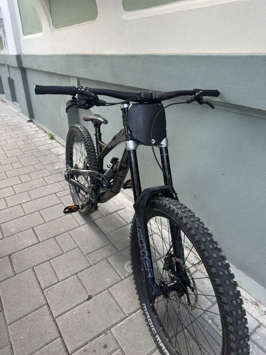 Vând YT Tues AL downhill