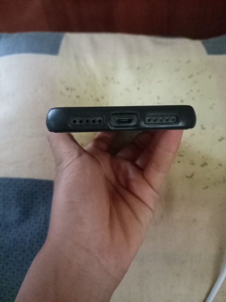 Redmi 4x ideal xolatda