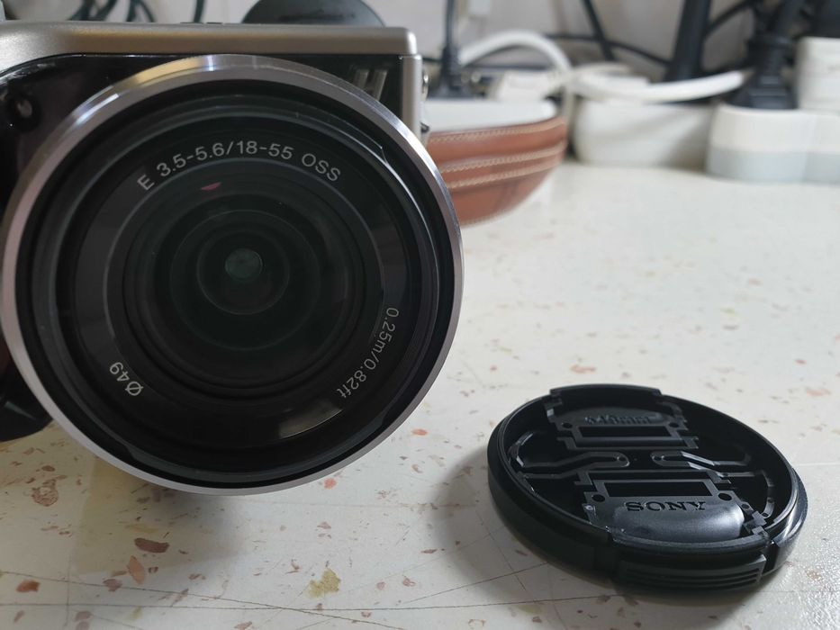 Aparat foto Hasselblad Lunar - NOU si Cutie originala .