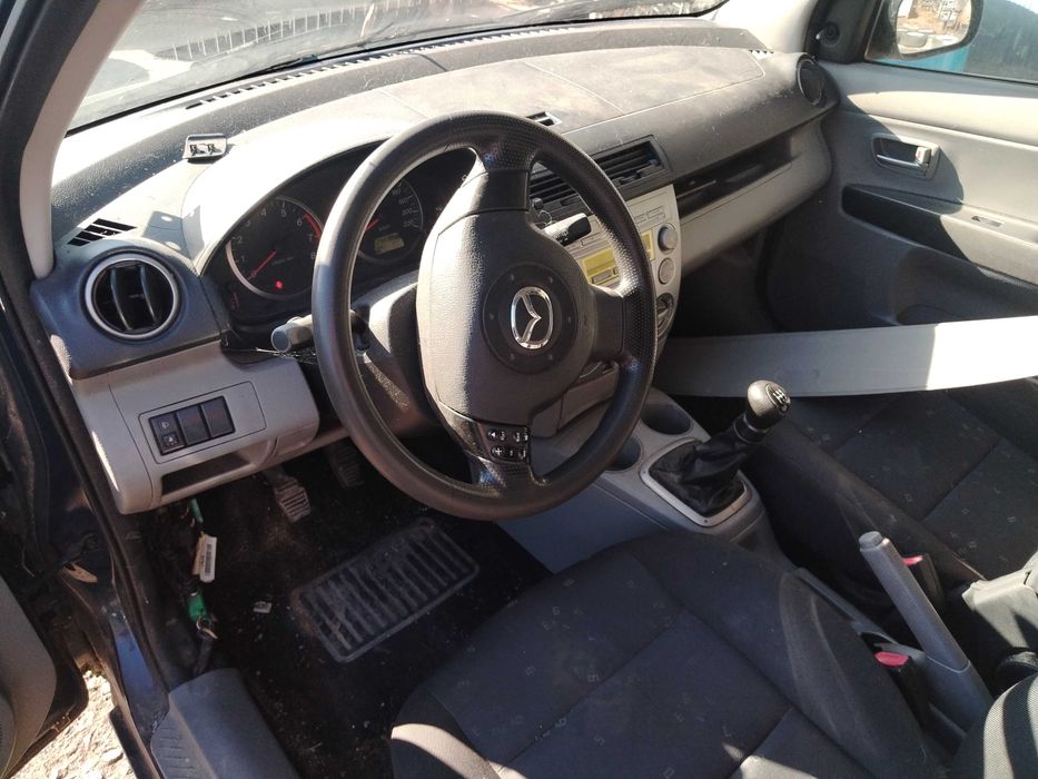 Mazda 2 1.4i 16V 80к.с син, 2004г. На части