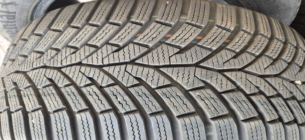 Continental TS870. 205/55R16