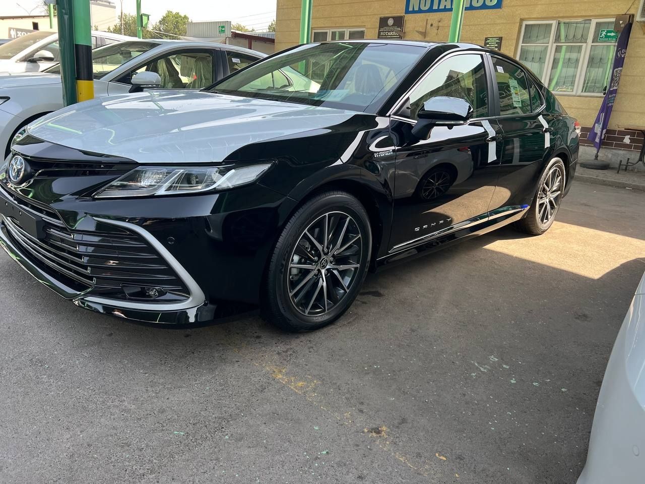 Toyota Camry Gibrid Full
