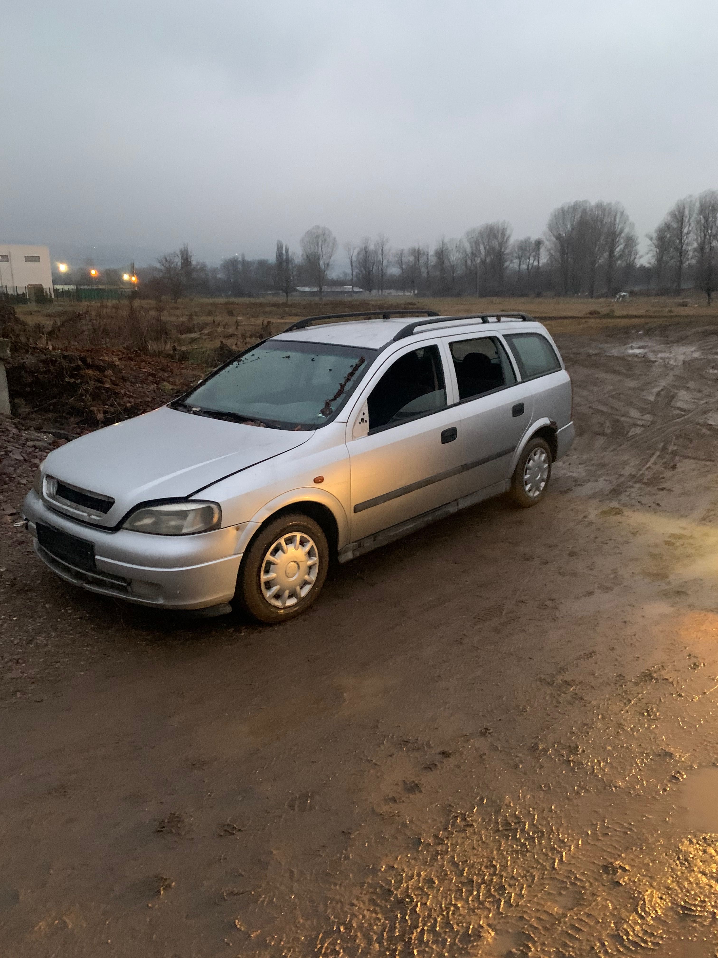 Опел Астра 3 броя на части