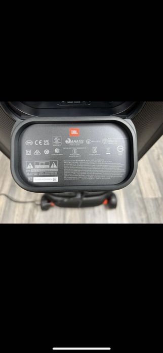 JBL 710 partybox