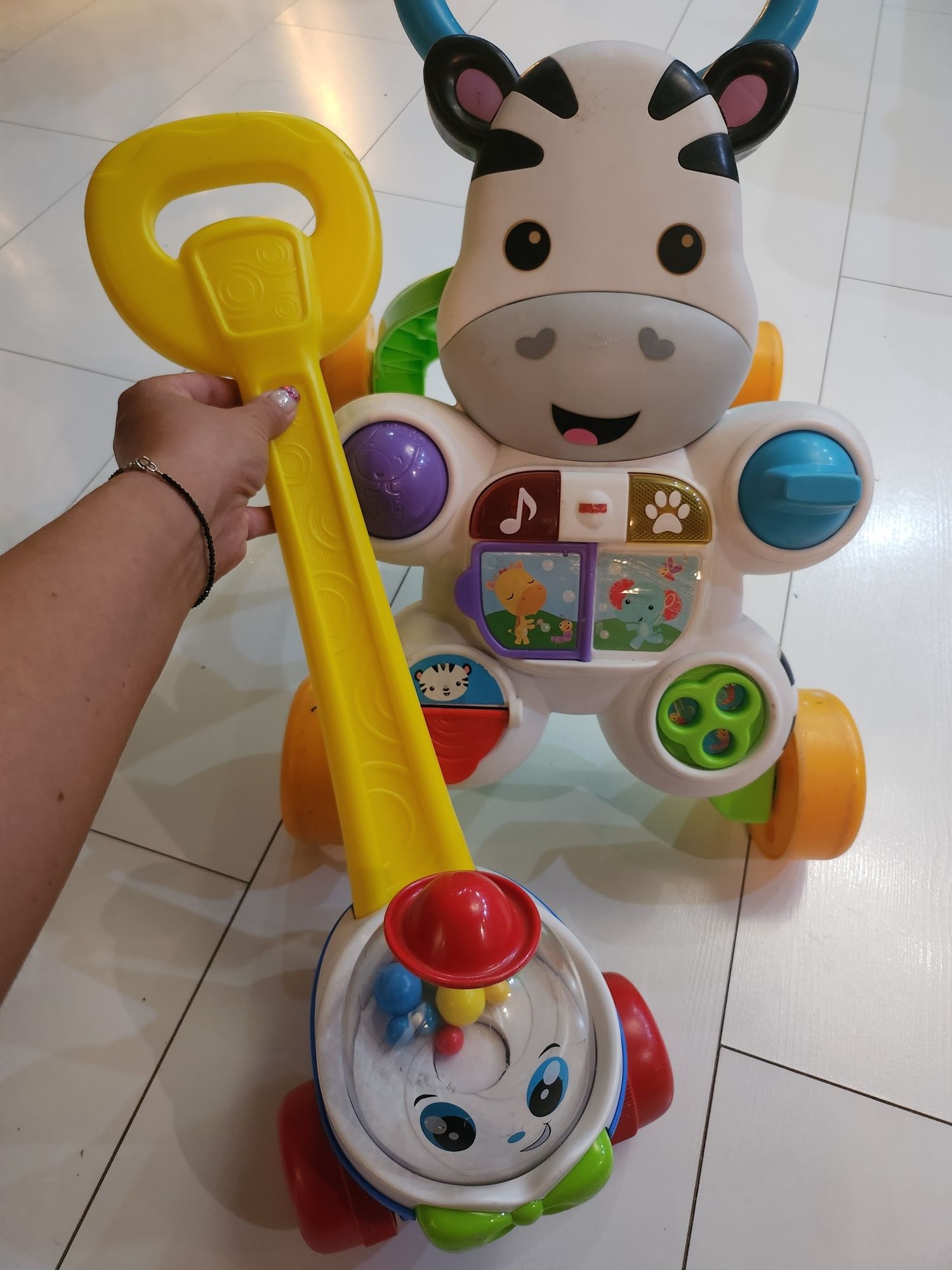 Музикална проходилка- уокър Fisher Price - Зебра