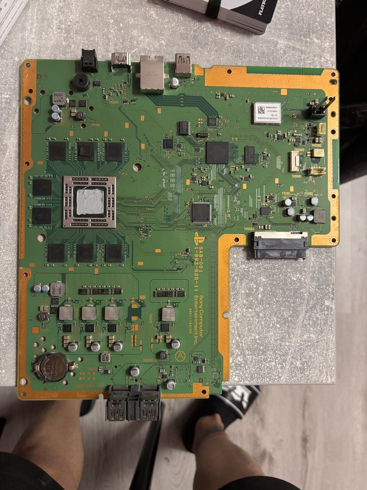 PS4 Fat 500 GB / 2 контролера
