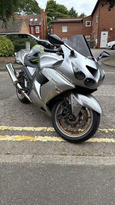 De vanzare Kawasaki ZZR absolut impecabil