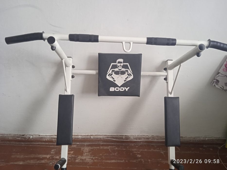 Продам турник за 50 000 звоните по номеру