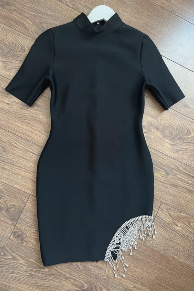 Rochie superba cu franjuri