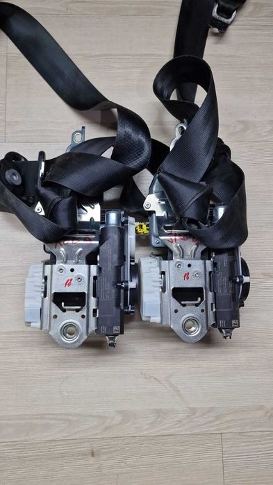 Centuri de siguranță Skoda Octavia – față spate stanga dreapta