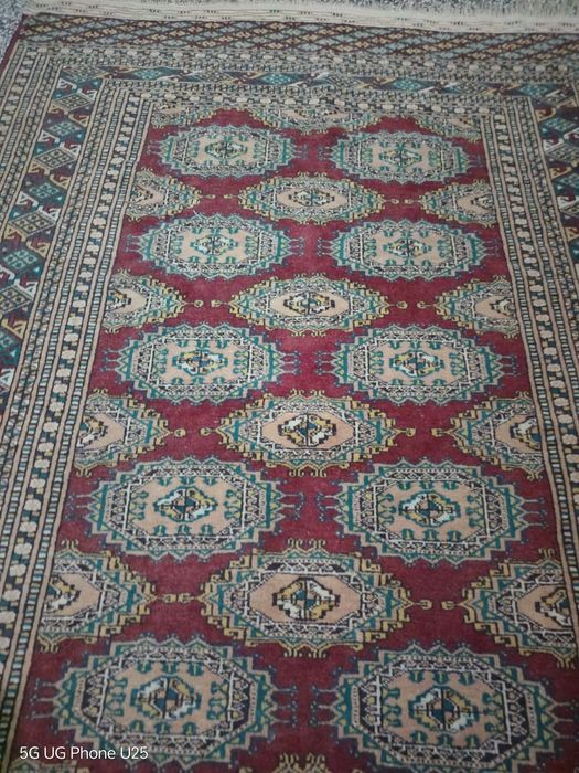 Ръчно тъкан килим