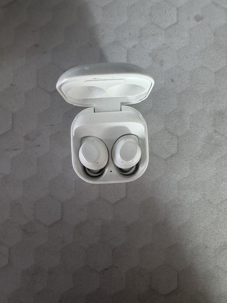 Samsung galaxy buds FE