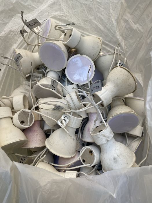 Продавам 50бр лед лунички