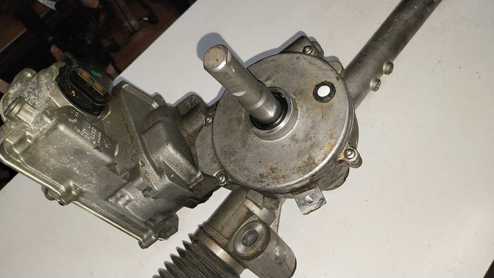 Кормилна рейка за БМВ И3 ( BMW I3 )