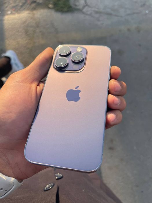 Iphone 14 pro продаётся