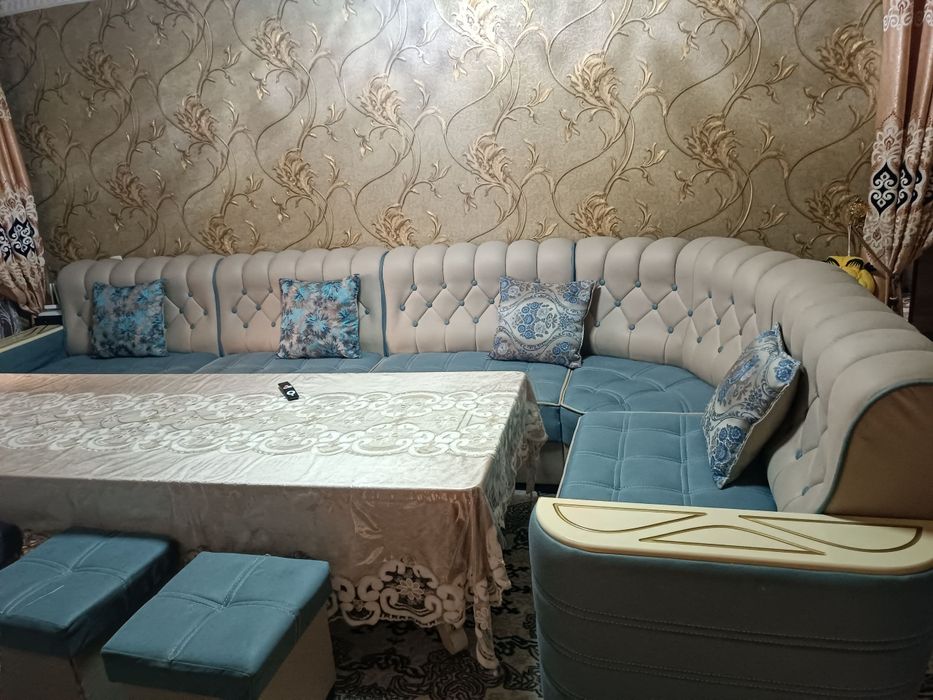 Мехмонхоналар  учун диван