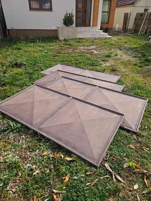 Poarta din tabla si panouri gard