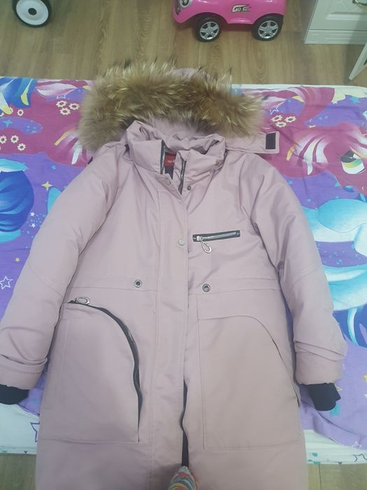 Продам зимнию парку на девочку