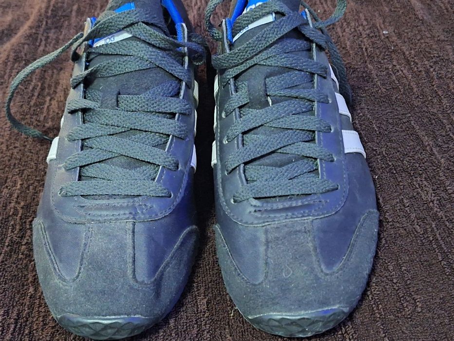 Vând Adidasi Vs Jog