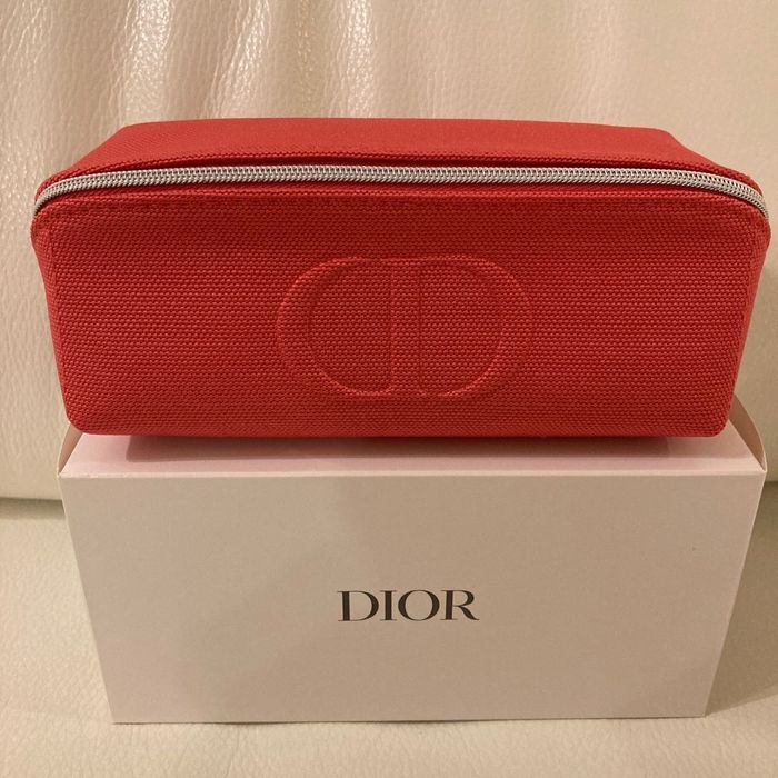 Portfard Dior Nou