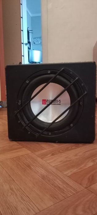 Продам сабвуфер Element 5