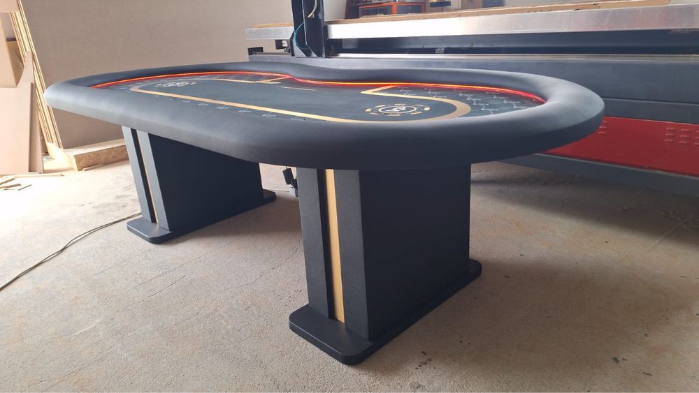 Masa poker customizata LED fabrica mese poker CustomTables.eu | STOC