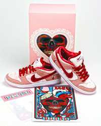 Nike Strange Love