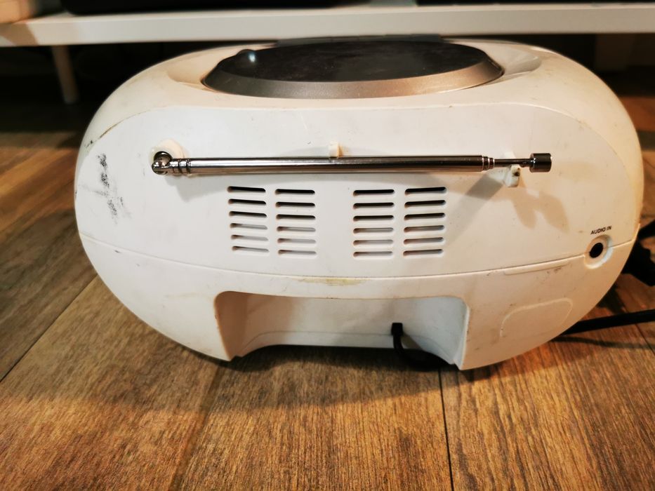 Radio casetofon cu CD Philips AZ 127/12 player portabil