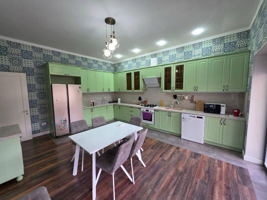 Аренда Коттедж Sayram village 450 кв.м