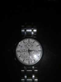 Часовник TISSOT couturier quartz chronograph