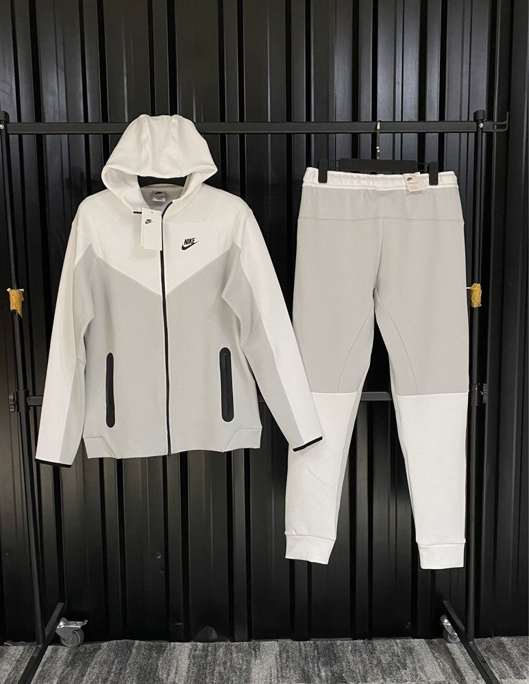 Нов модел 2023 NIKE TECH FLEECE мъжки екип нов модел Nike