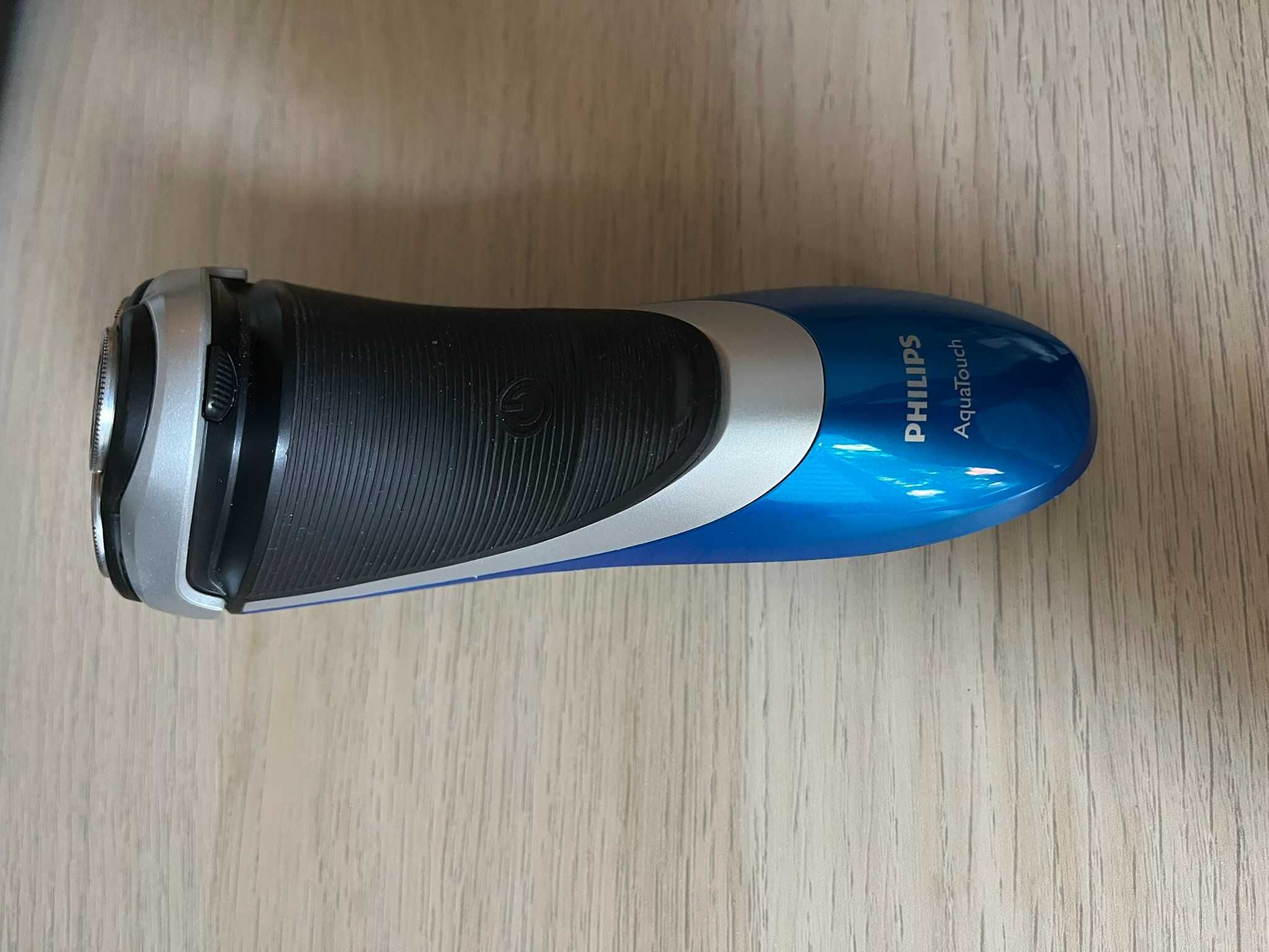 Самобръсначка PHILIPS AT890/16