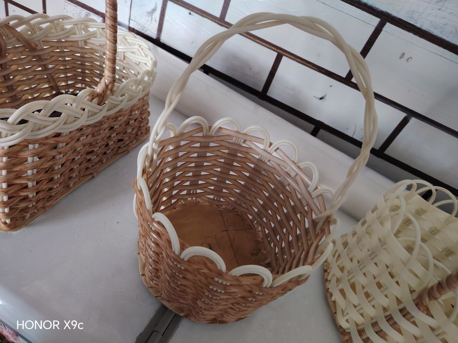 Корзина для цветов и подарков игрушки