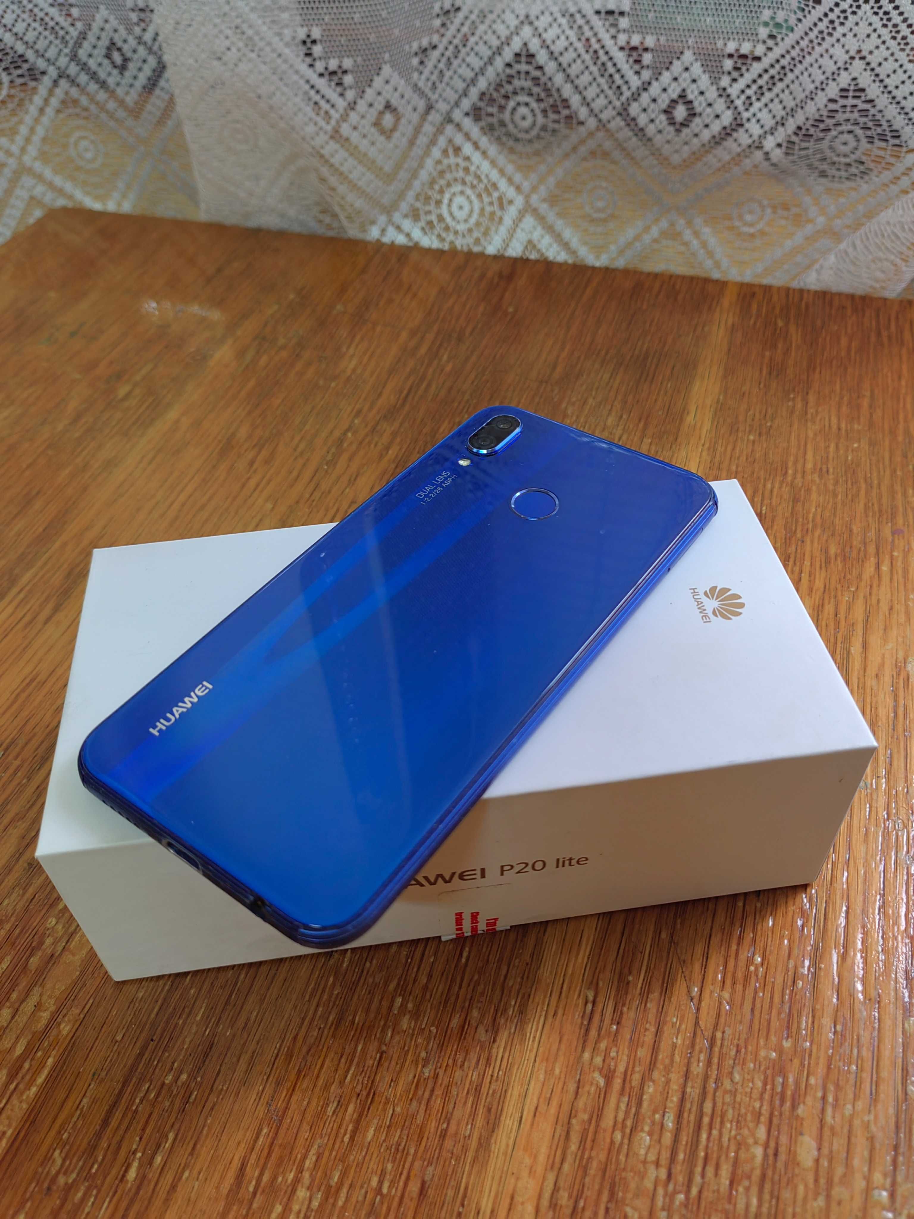 Huawei p20 lite +черен кейс
