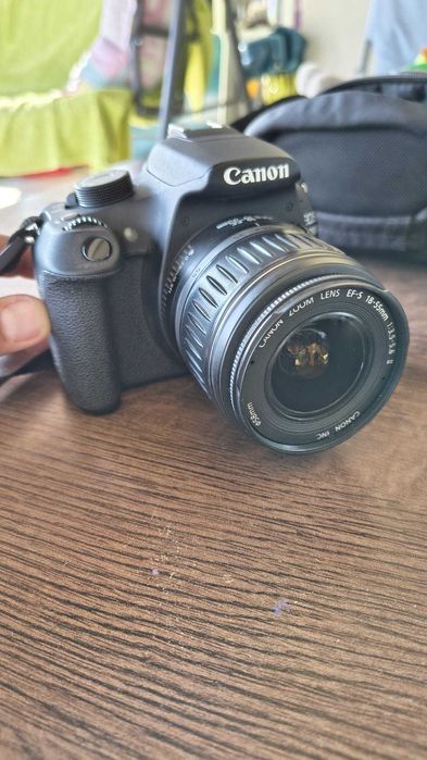 Canon EOS 1200D kit + obiectiv 70-300 Sigma