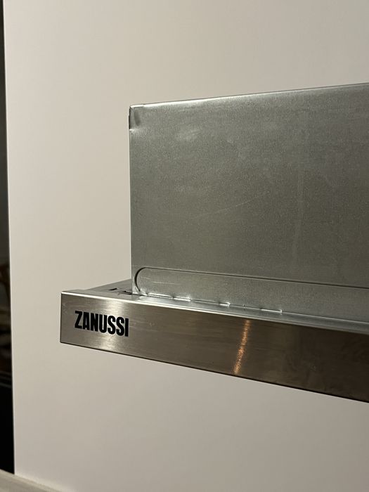 Hotă Zanussi încorporabilă