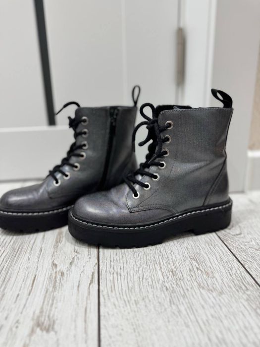 Продам ботинки H&M для девочки