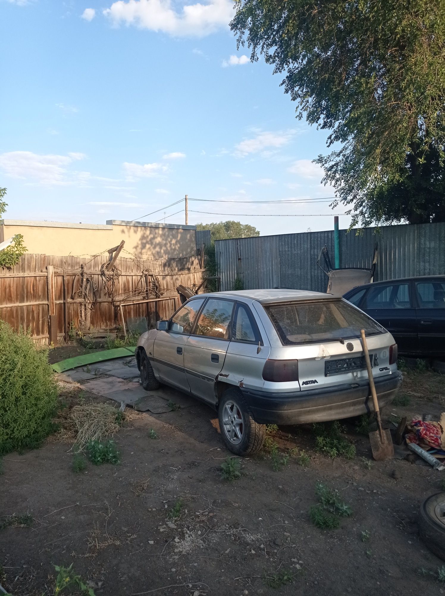 Продам Opel Astra f