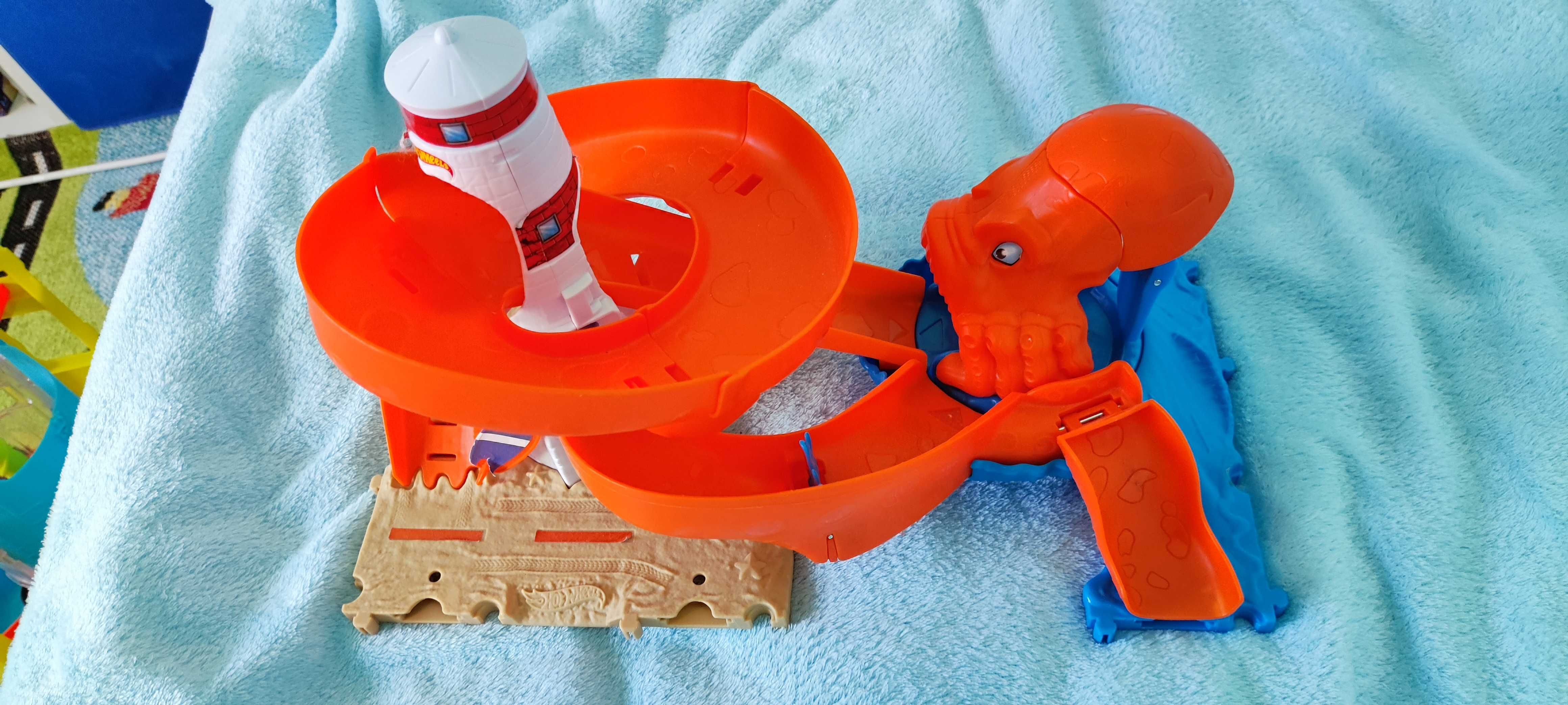 Hot Wheels писти