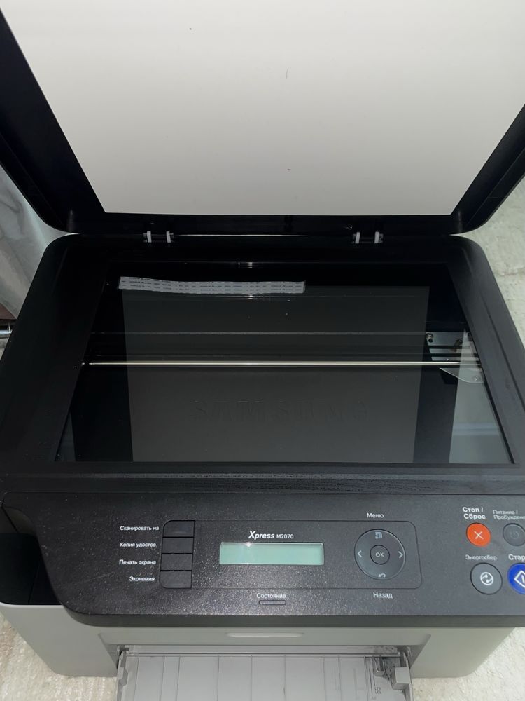 Продам в отличном состоянии Xpress M2070