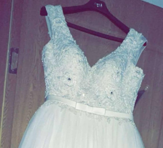 Rochie mireasa  mărimea 48