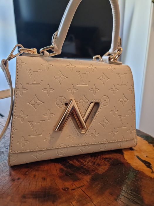 Geanta dama nefolosita